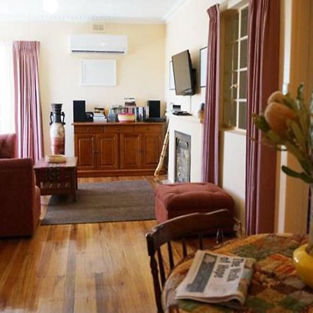 Vila It'S On Walnut Mildura Pokoj fotografie